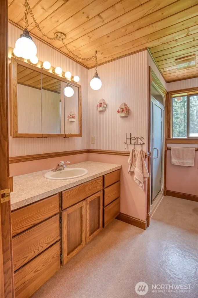 71 Roup Road Montesano WA 98563