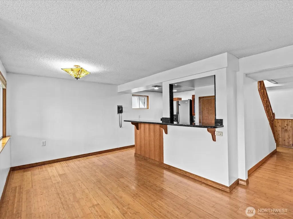 14445 5th Avenue S Burien WA 98168