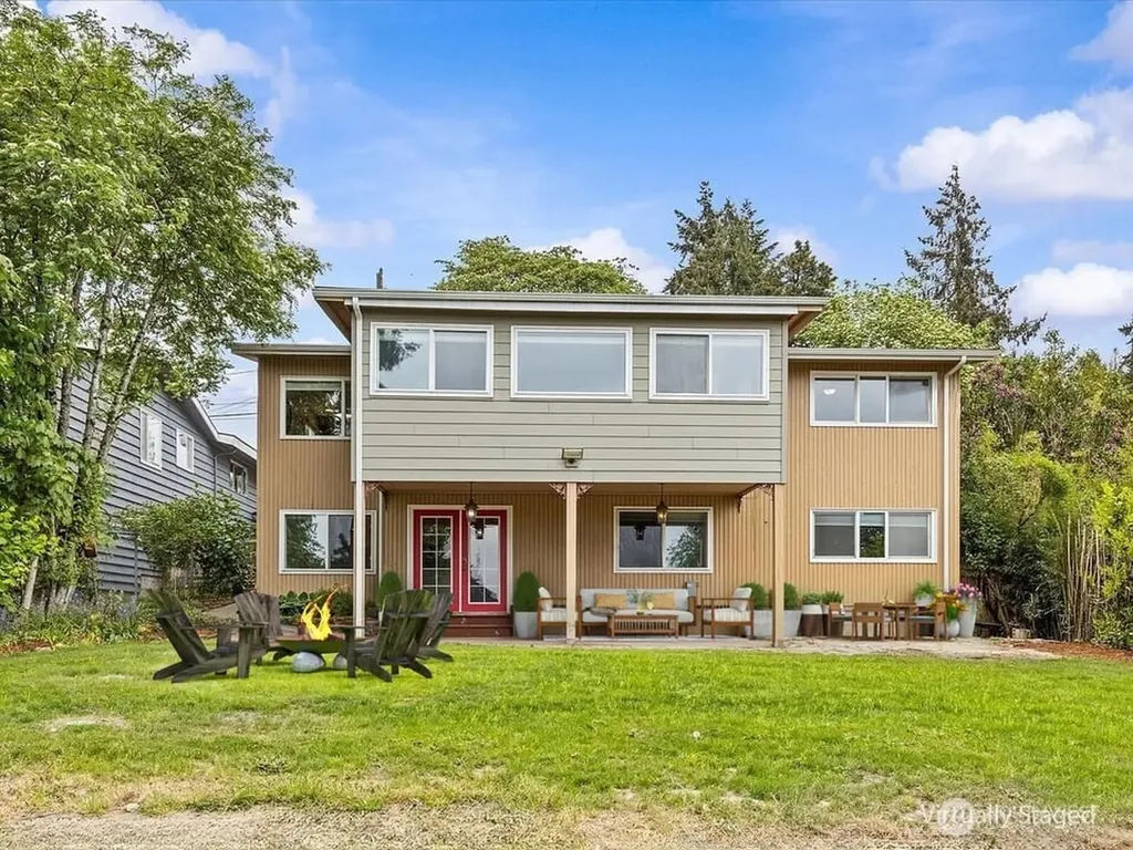 14445 5th Avenue S Burien WA 98168