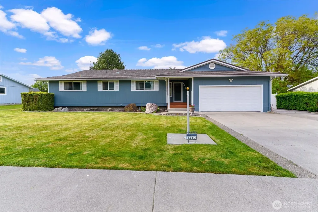 1412 W 15th Avenue Kennewick WA 99337