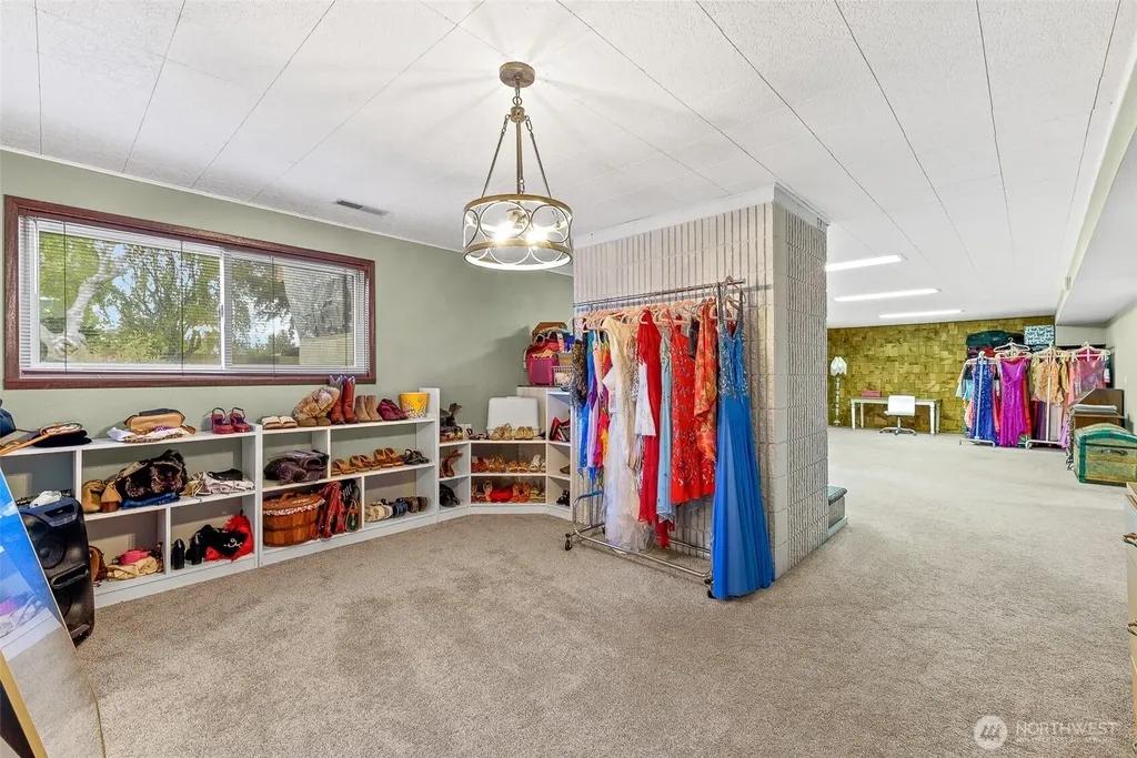 1412 W 15th Avenue Kennewick WA 99337