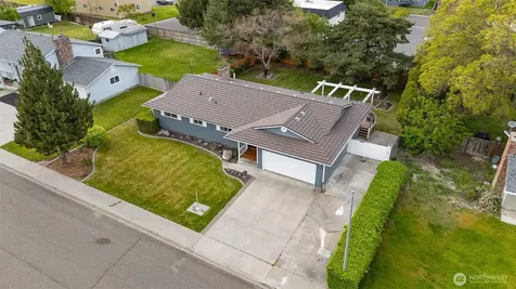 1412 W 15th Avenue Kennewick WA 99337