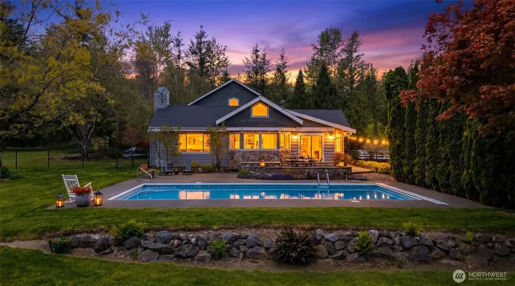 29335 333rd Avenue SE Ravensdale WA 98051