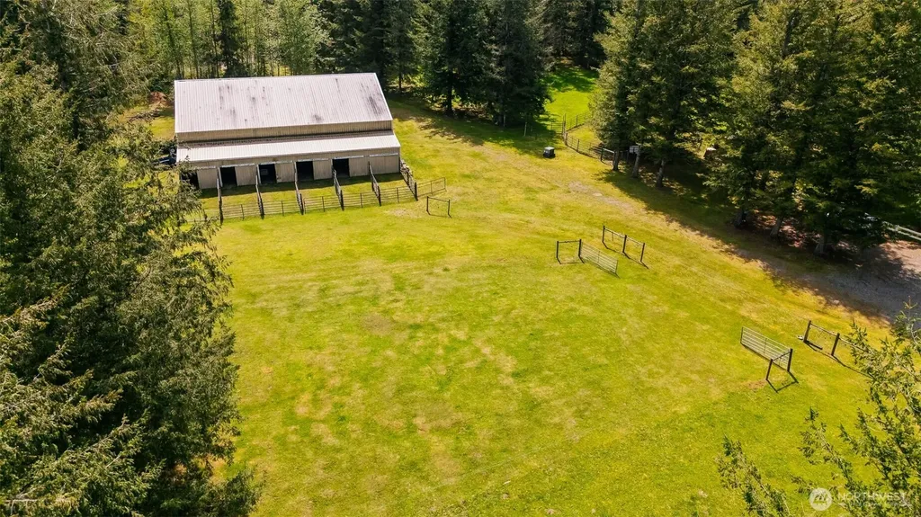 29335 333rd Avenue SE Ravensdale WA 98051