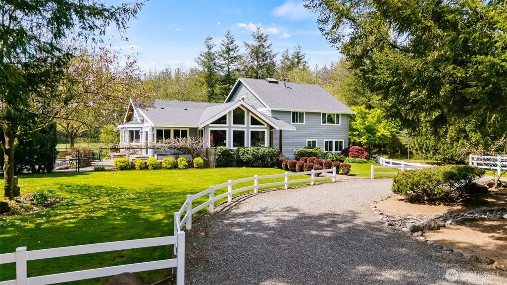 29335 333rd Avenue SE Ravensdale WA 98051