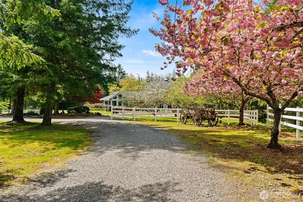 29335 333rd Avenue SE Ravensdale WA 98051