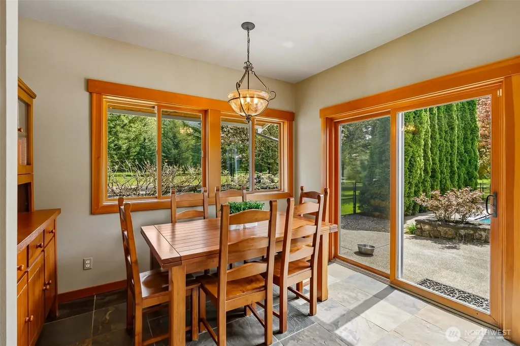 29335 333rd Avenue SE Ravensdale WA 98051