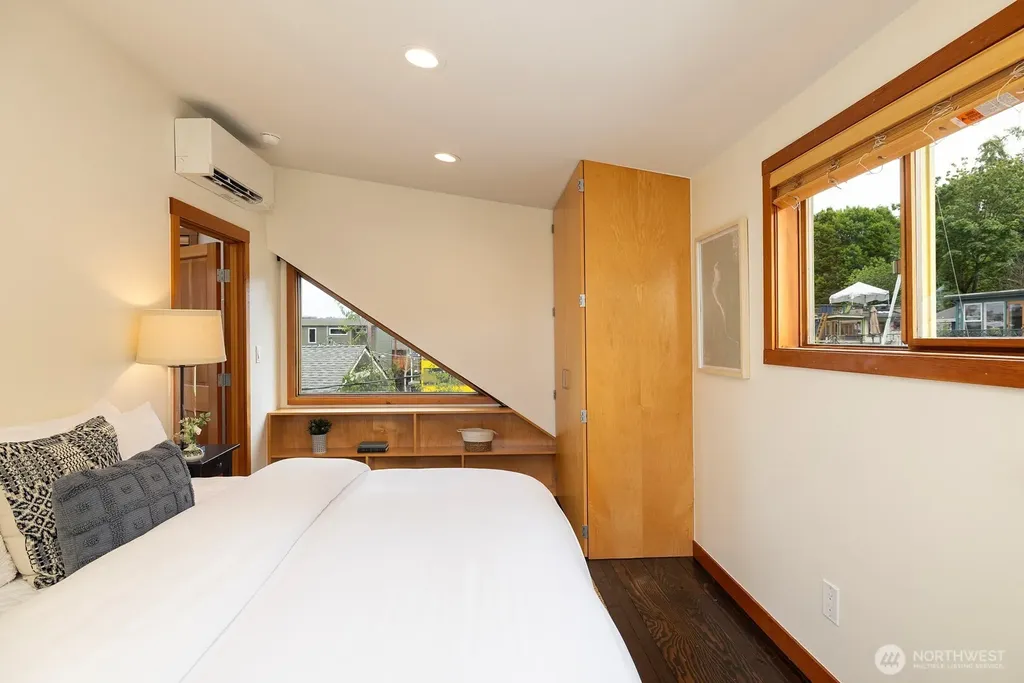 2770 Westlake Avenue N Seattle WA 98109