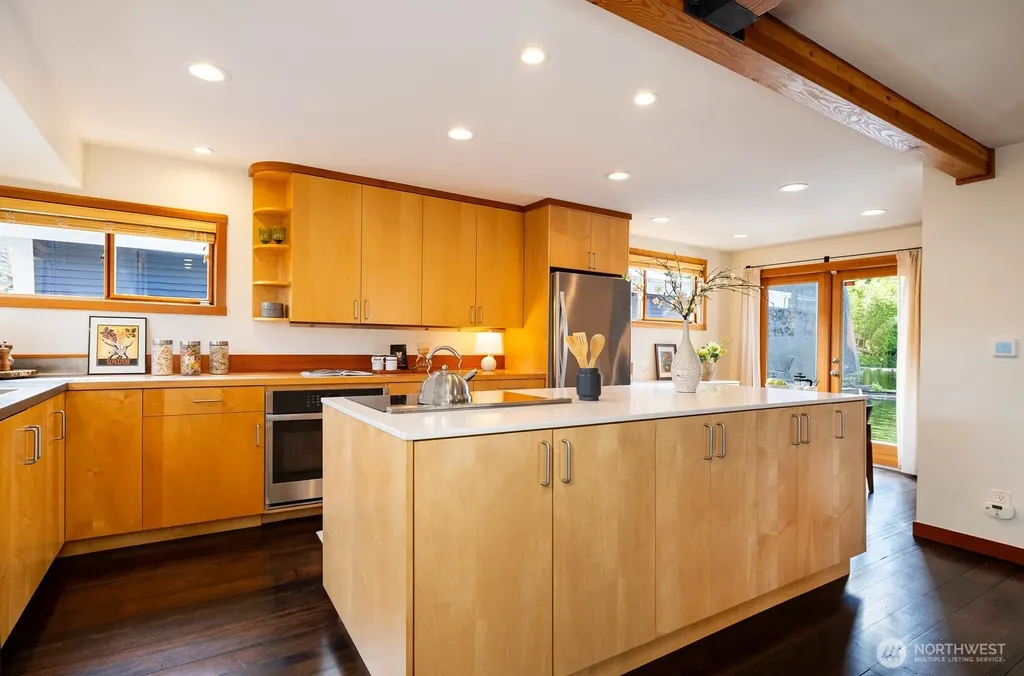 2770 Westlake Avenue N Seattle WA 98109