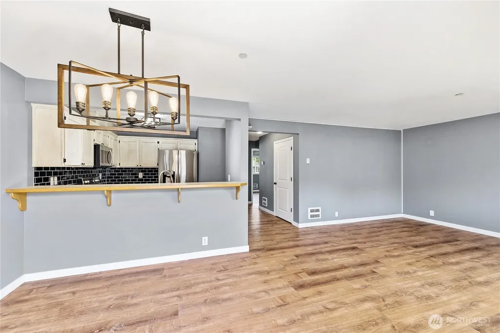 1670 SW Mulberry Street Oak Harbor WA 98277