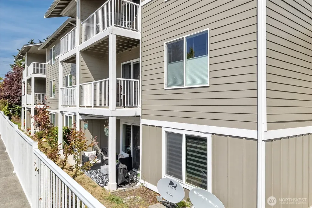1670 SW Mulberry Street Oak Harbor WA 98277