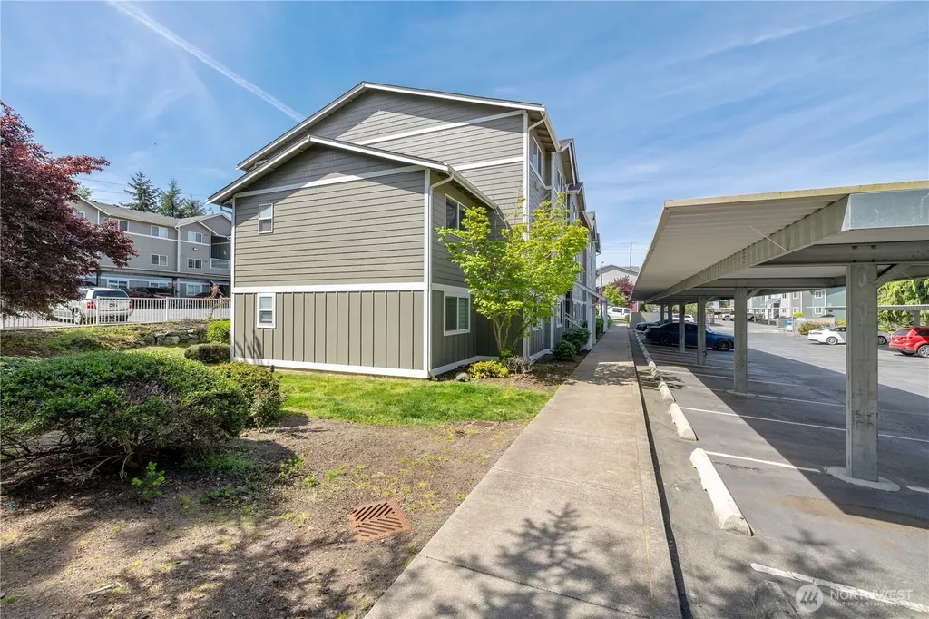 1670 SW Mulberry Street Oak Harbor WA 98277