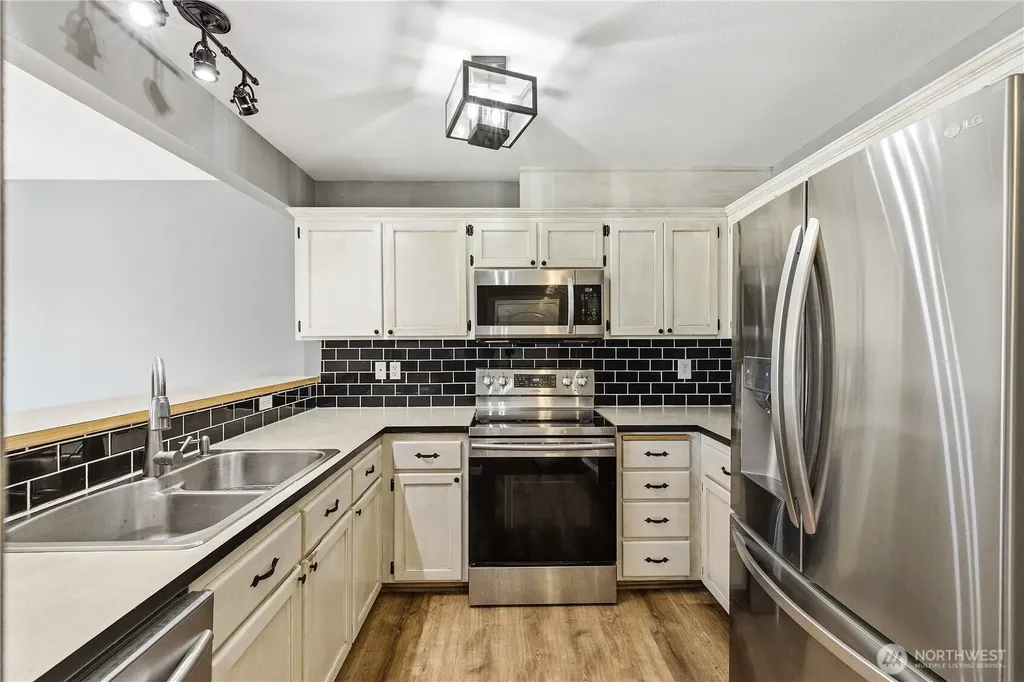 1670 SW Mulberry Street Oak Harbor WA 98277
