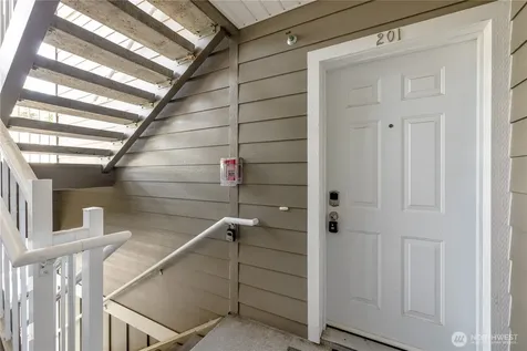 1670 SW Mulberry Street Oak Harbor WA 98277