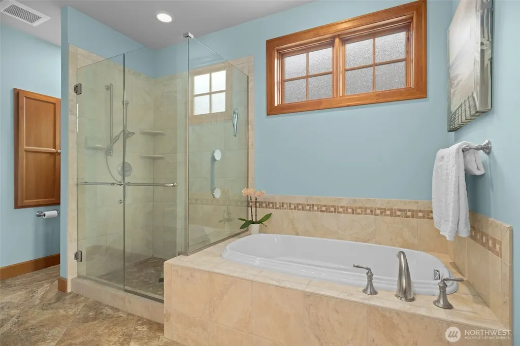 2727 E Lake Sammamish Parkway NE Sammamish WA 98074