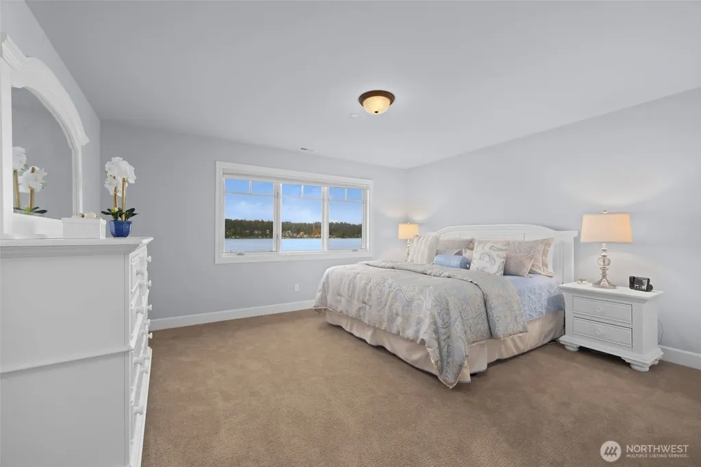 2727 E Lake Sammamish Parkway NE Sammamish WA 98074