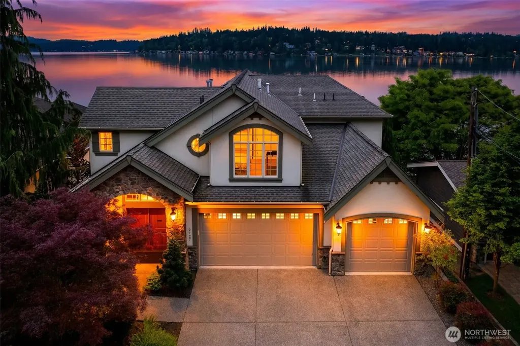2727 E Lake Sammamish Parkway NE Sammamish WA 98074