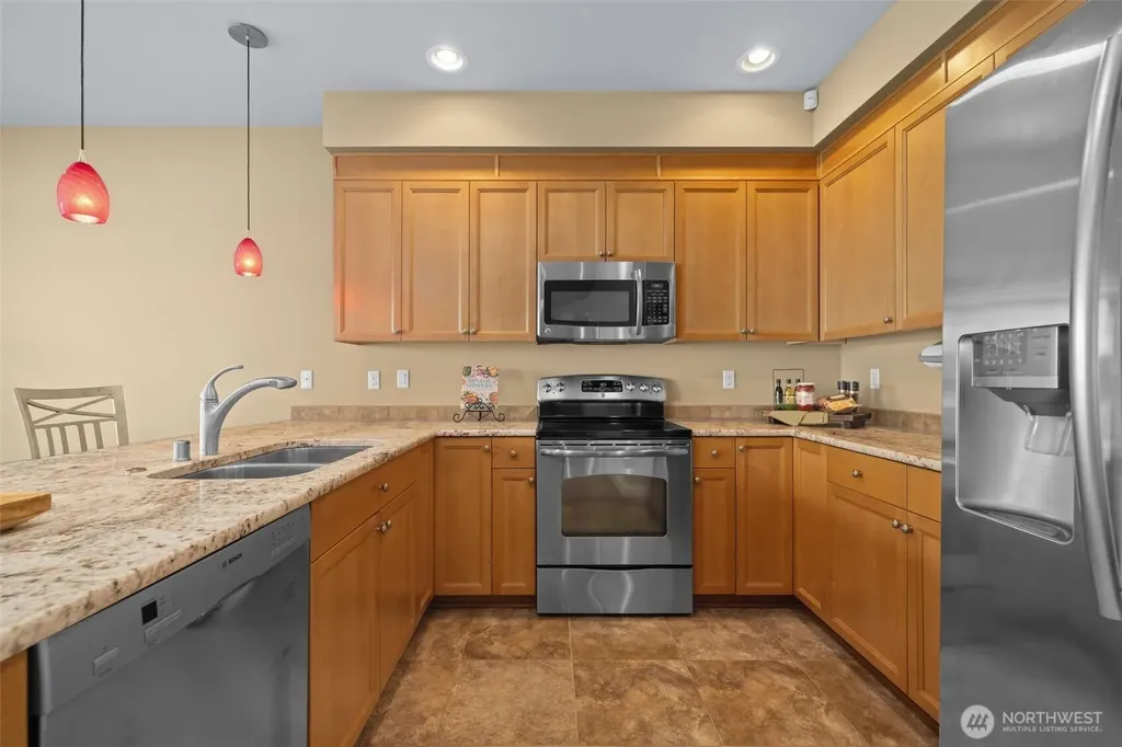 2727 E Lake Sammamish Parkway NE Sammamish WA 98074