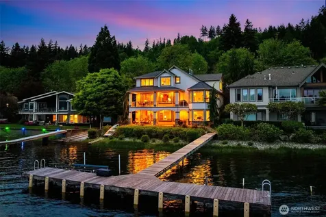 2727 E Lake Sammamish Parkway NE Sammamish WA 98074