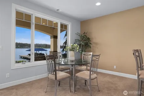 2727 E Lake Sammamish Parkway NE Sammamish WA 98074