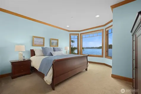 2727 E Lake Sammamish Parkway NE Sammamish WA 98074