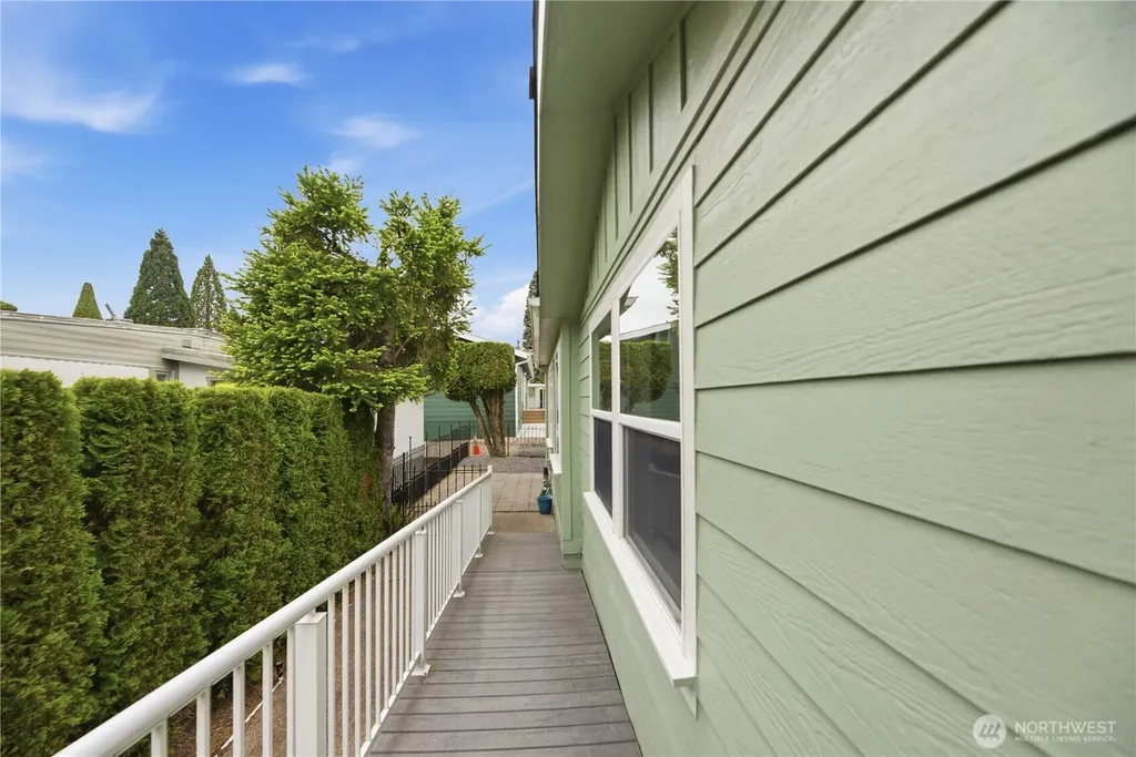 23825 15th Avenue SE Bothell WA 98021