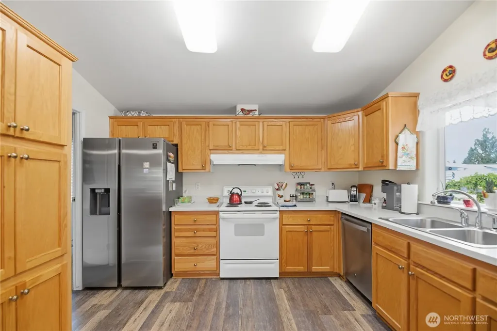 23825 15th Avenue SE Bothell WA 98021