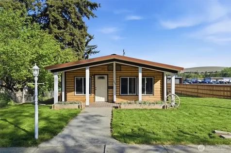 304 W Clay Dayton WA 99328