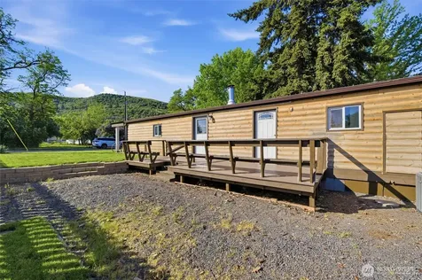 304 W Clay Dayton WA 99328