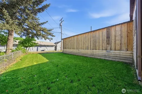 304 W Clay Dayton WA 99328