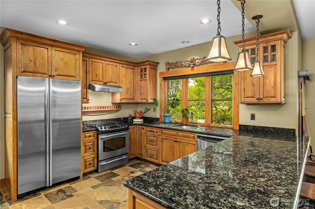 3607 E Lake Sammamish Shore Lane NE Sammamish WA 98074