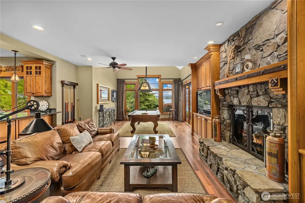 3607 E Lake Sammamish Shore Lane NE Sammamish WA 98074