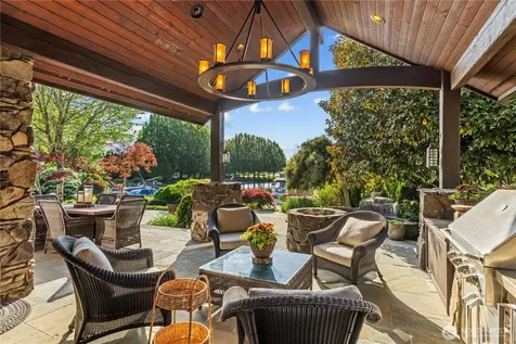 3607 E Lake Sammamish Shore Lane NE Sammamish WA 98074