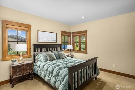 3607 E Lake Sammamish Shore Lane NE Sammamish WA 98074