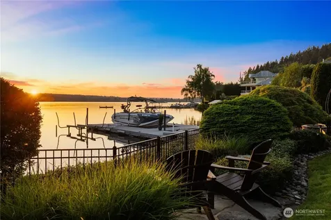 3607 E Lake Sammamish Shore Lane NE Sammamish WA 98074
