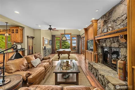 3607 E Lake Sammamish Shore Lane NE Sammamish WA 98074