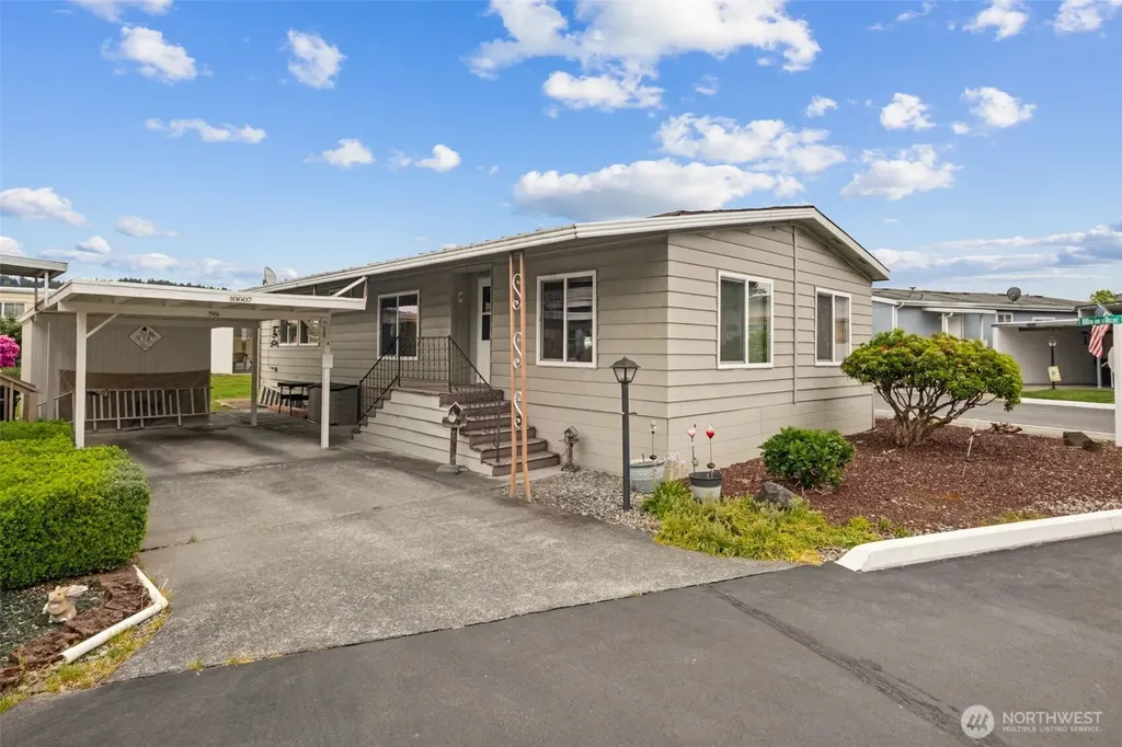 10607 63rd Court E Puyallup WA 98372