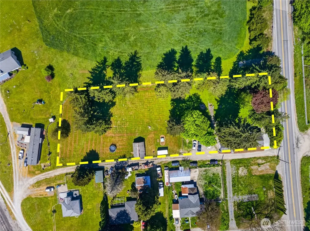 2115 Valley Highway Deming WA 98244