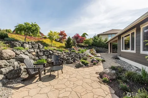 320 Morgison Loop Sequim WA 98382
