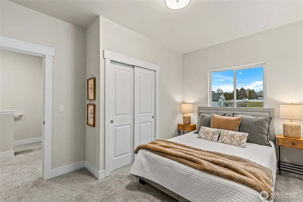 1075 Red Apple Road Wenatchee WA 98801