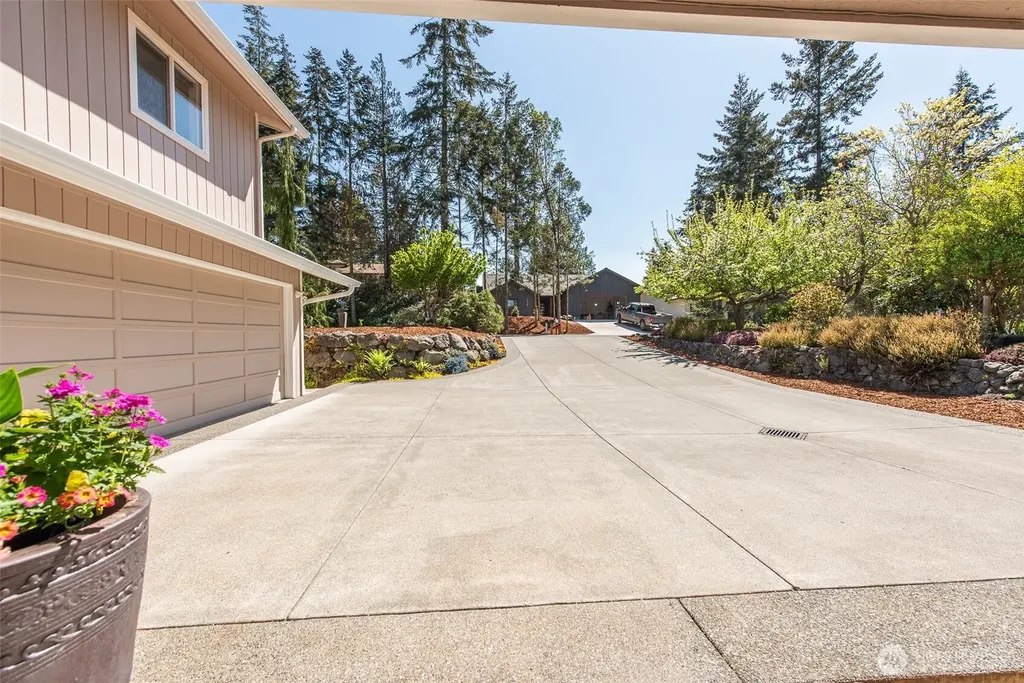 113 Hogans Vista Sequim WA 98382