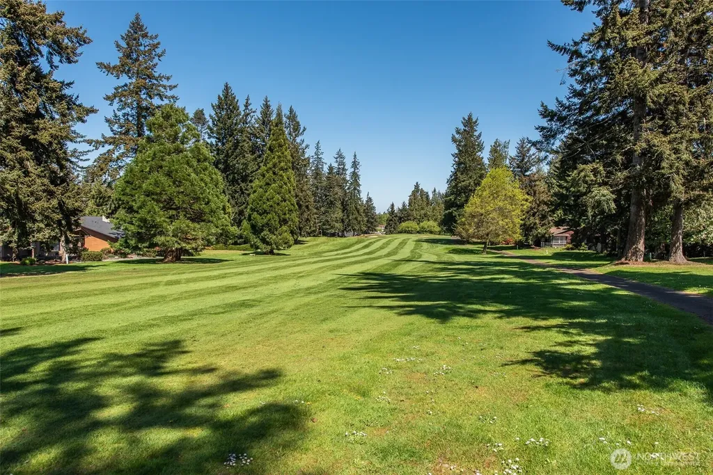 113 Hogans Vista Sequim WA 98382