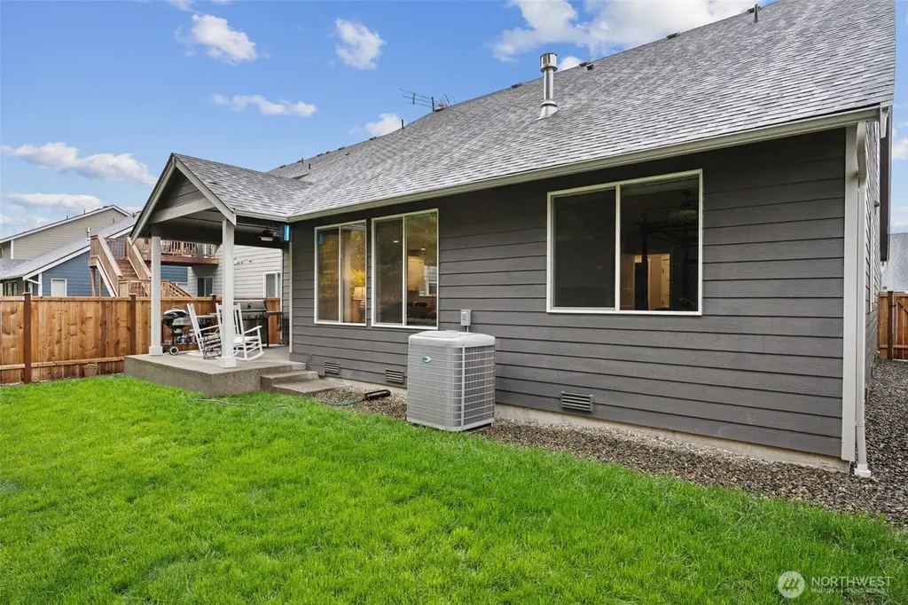 14380 98th Way SE Yelm WA 98597