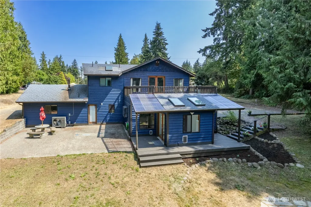 121 S 7th Avenue Port Hadlock WA 98339