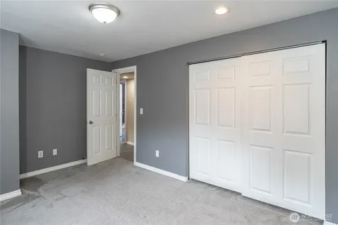121 S 7th Avenue Port Hadlock WA 98339