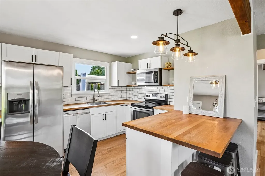 3021 SE 3rd Avenue Camas WA 98607