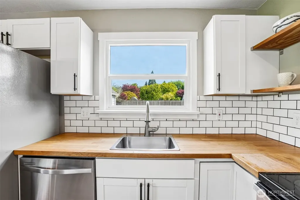 3021 SE 3rd Avenue Camas WA 98607