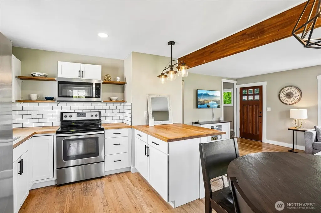 3021 SE 3rd Avenue Camas WA 98607