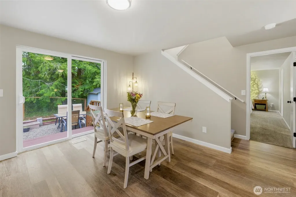 5232 W Shelton Matlock Road Shelton WA 95584
