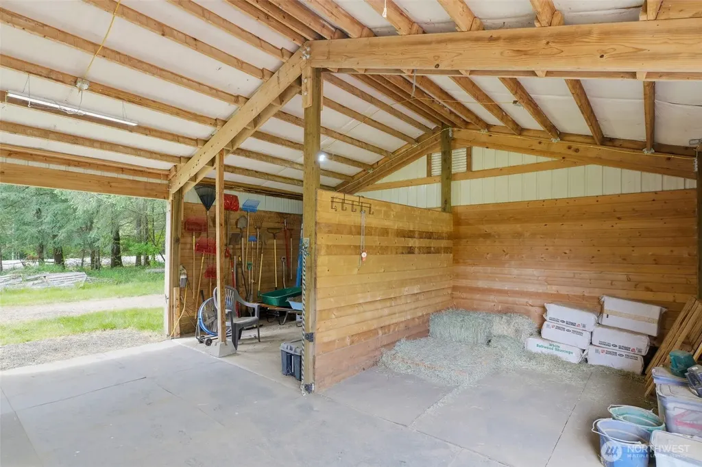 5232 W Shelton Matlock Road Shelton WA 95584